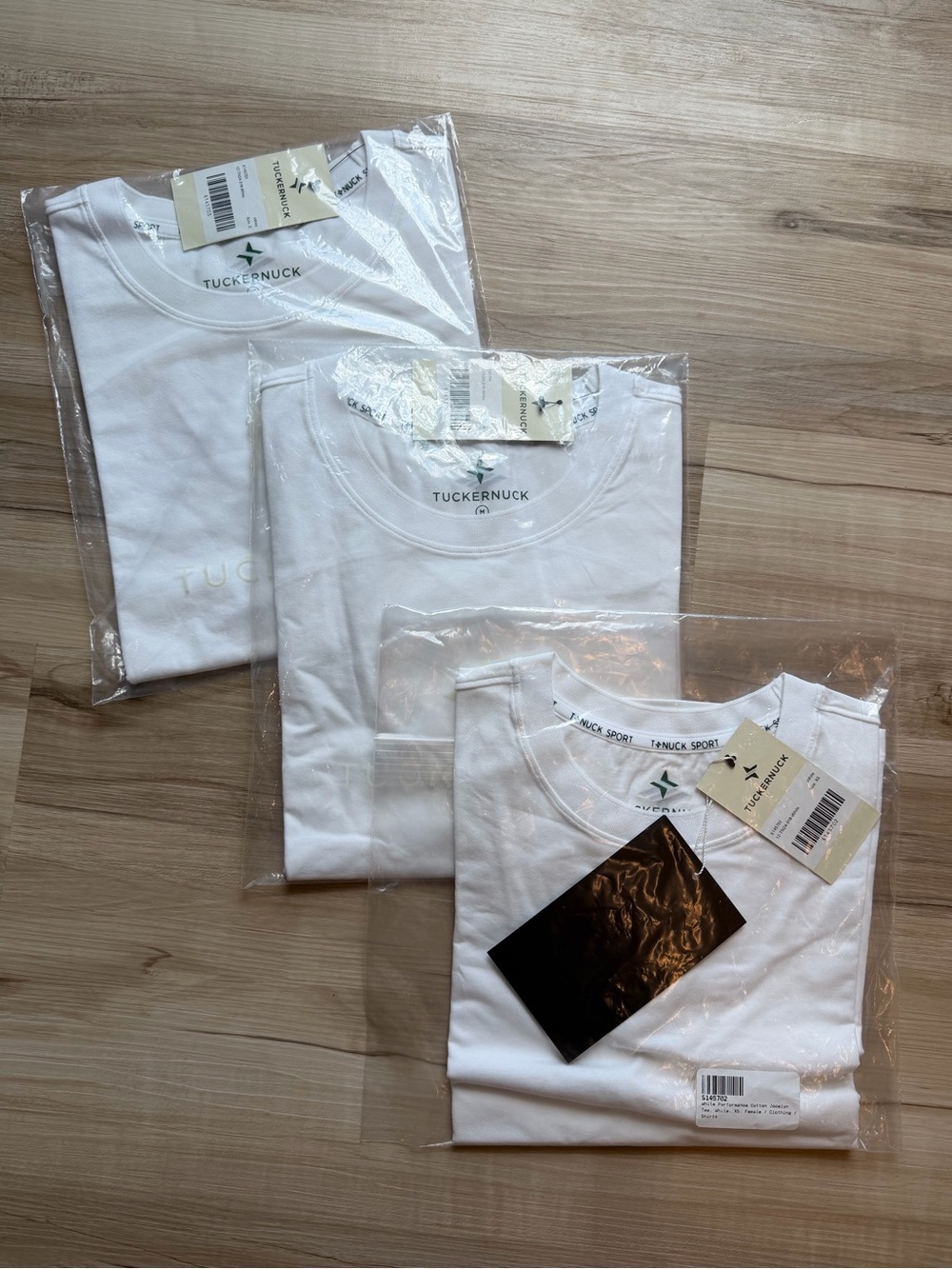 TNUCK SPORT White Short Sleeve Performance Cotton Sasha Tee NWTs Size Small - Picture 4 of 4